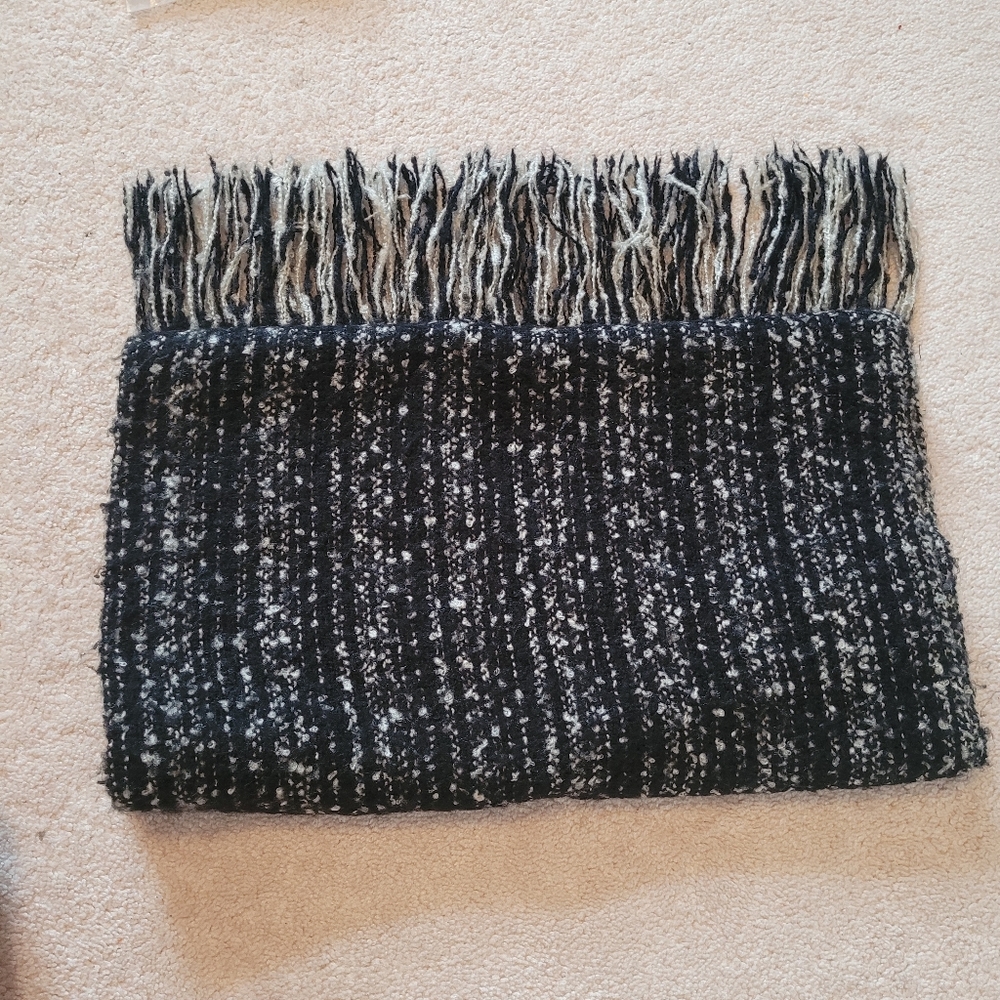 Olsen Black & White Scarf